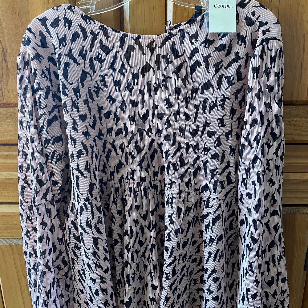 LADIES TOP - Picture 3 of 3